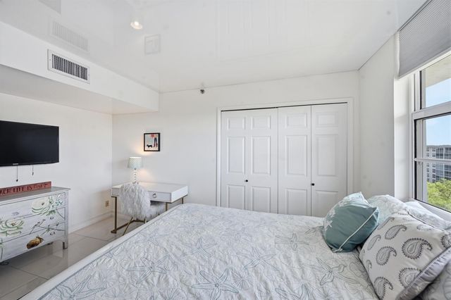 4015 W Palm Aire Drive 1001, Pompano Beach, FL 33069