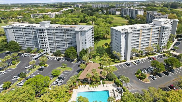 4015 W Palm Aire Drive 1001, Pompano Beach, FL 33069
