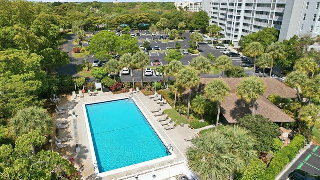 4015 W Palm Aire Drive 1001, Pompano Beach, FL 33069