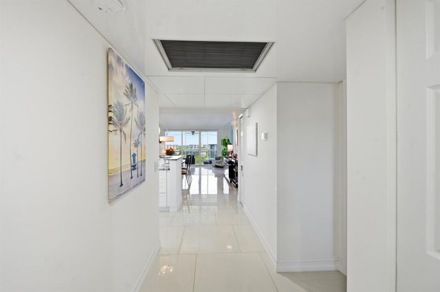 4015 W Palm Aire Drive 1001, Pompano Beach, FL 33069