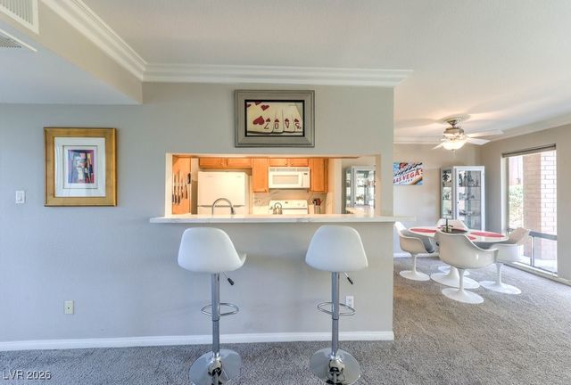 714 Oakmont Avenue 1101, Las Vegas, NV 89109