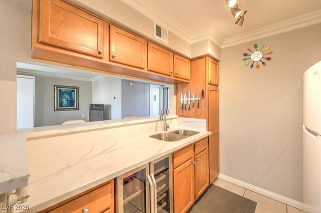 714 Oakmont Avenue 1101, Las Vegas, NV 89109