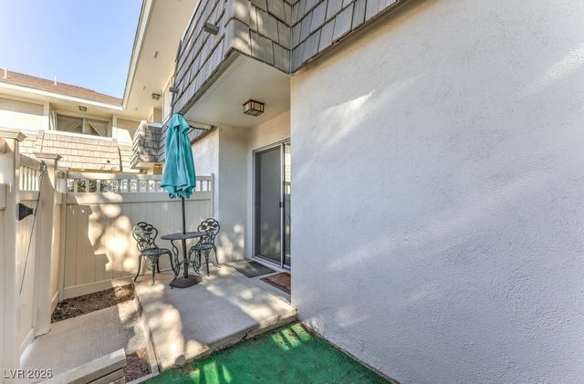 714 Oakmont Avenue 1101, Las Vegas, NV 89109