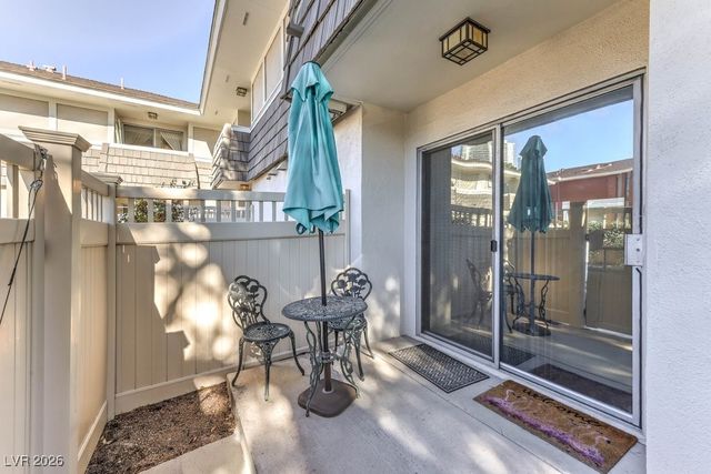 714 Oakmont Avenue 1101, Las Vegas, NV 89109