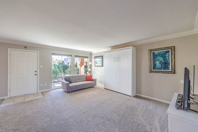 714 Oakmont Avenue 1101, Las Vegas, NV 89109