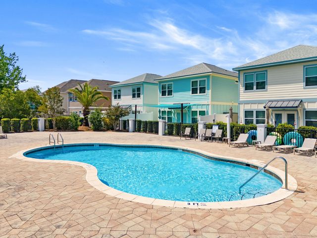 328 Madison Circle, Panama City Beach, FL 32407