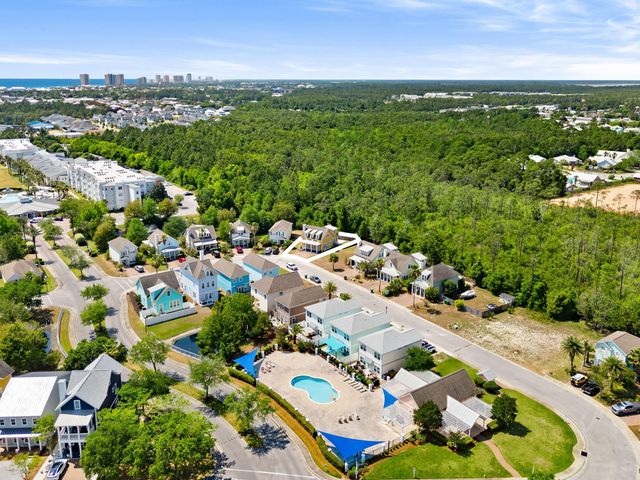 328 Madison Circle, Panama City Beach, FL 32407