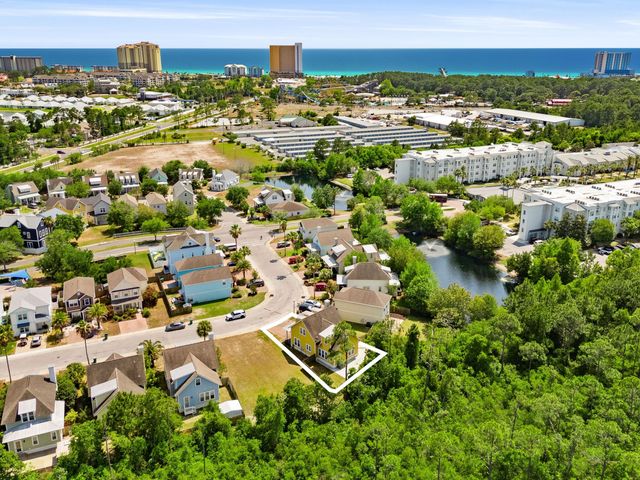 328 Madison Circle, Panama City Beach, FL 32407