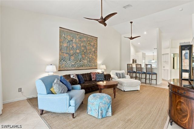 5253 Whitten DR, Naples, FL 34104
