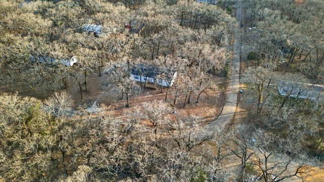 237 Wildflower Drive, Gun Barrel City, TX 75156