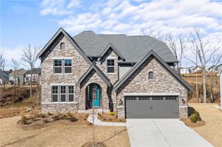 72 Clear Lake Parkway, Hoschton, GA 30548