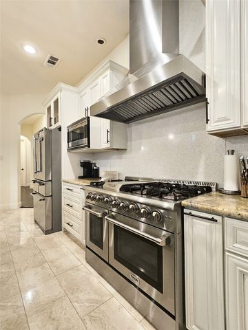2908 Yaseen Drive, Richardson, TX 75082