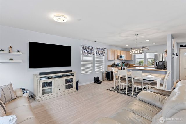 3171 Walker Road, Dupont, WA 98327