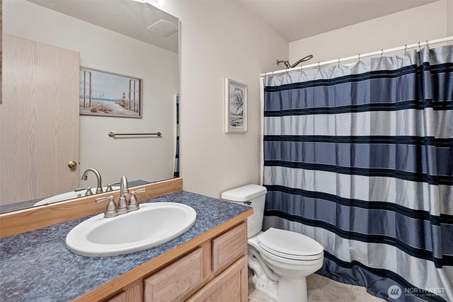 3171 Walker Road, Dupont, WA 98327