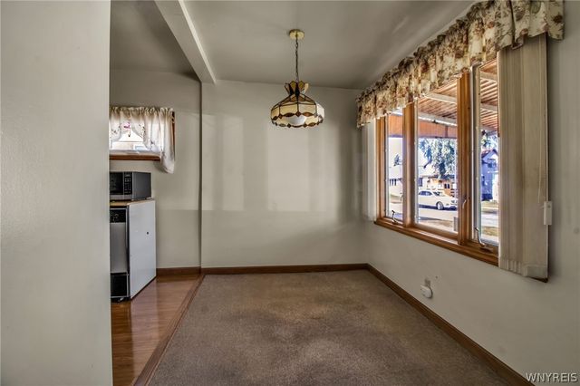 31 Jackson Avenue, Lackawanna, NY 14218