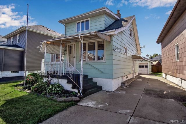 31 Jackson Avenue, Lackawanna, NY 14218