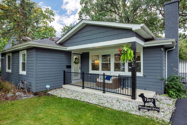 1265 Woodland Drive, Deerfield, IL 60015