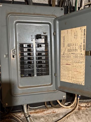 76 London Avenue, Pawtucket, RI 02861