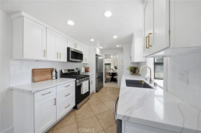 1491 W Lambert, La Habra, CA 90631