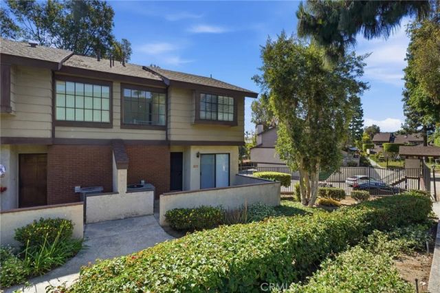 1491 W Lambert, La Habra, CA 90631