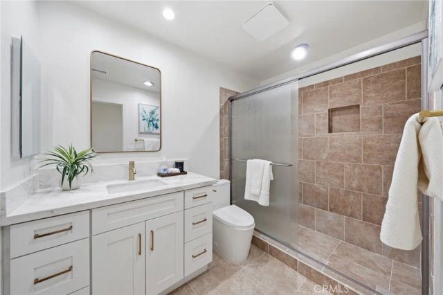 1491 W Lambert, La Habra, CA 90631