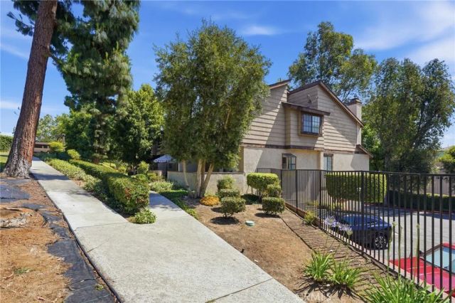1491 W Lambert, La Habra, CA 90631
