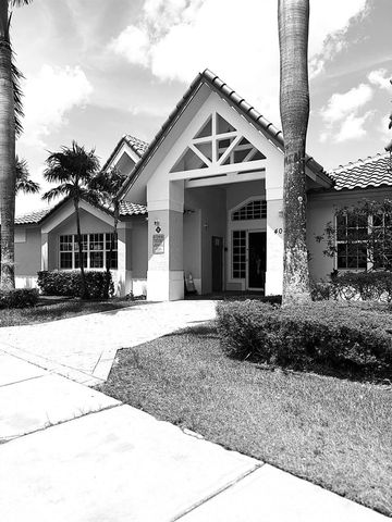702 NW 208th Terrace, Pembroke Pines, FL 33029