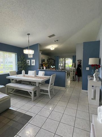 702 NW 208th Terrace, Pembroke Pines, FL 33029