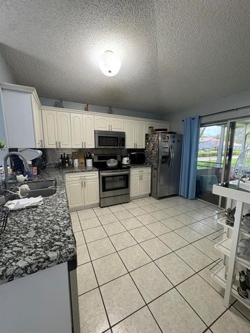 702 NW 208th Terrace, Pembroke Pines, FL 33029