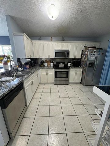 702 NW 208th Terrace, Pembroke Pines, FL 33029