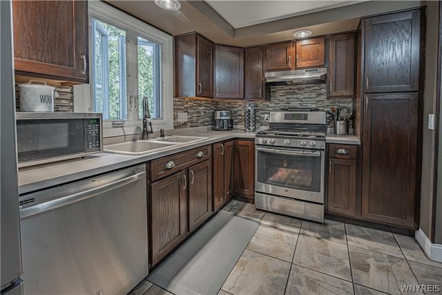 1076 Klein Road, Amherst, NY 14221