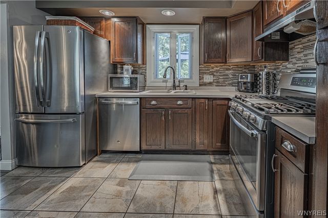 1076 Klein Road, Amherst, NY 14221
