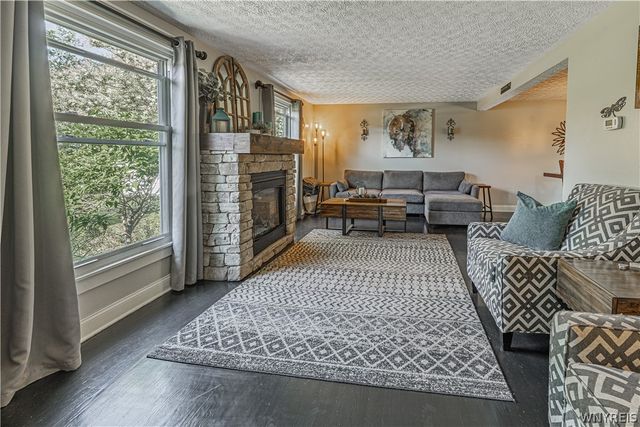 1076 Klein Road, Amherst, NY 14221