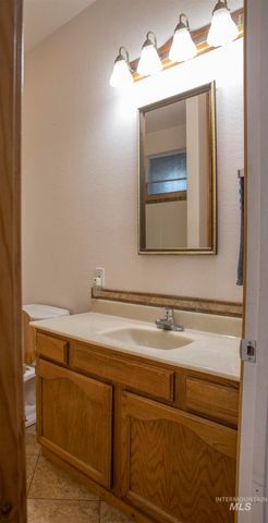 1005 Libey, Viola, ID 83872