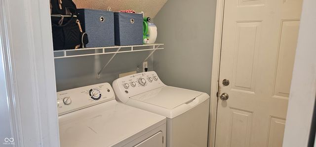 203 Woodside Court, Brownsburg, IN 46112