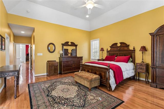 426 Richter LN, Yorktown, VA 23693