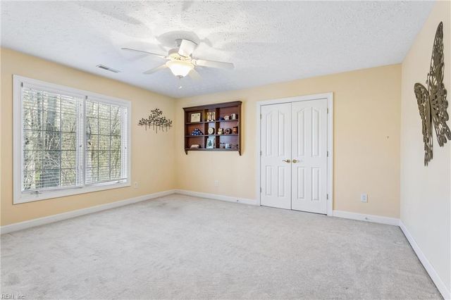 426 Richter LN, Yorktown, VA 23693