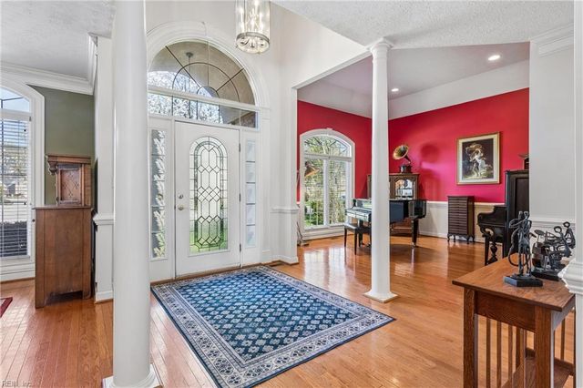 426 Richter LN, Yorktown, VA 23693