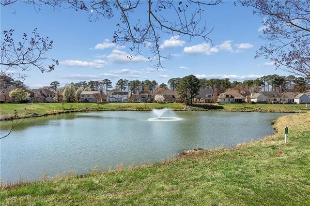 426 Richter LN, Yorktown, VA 23693