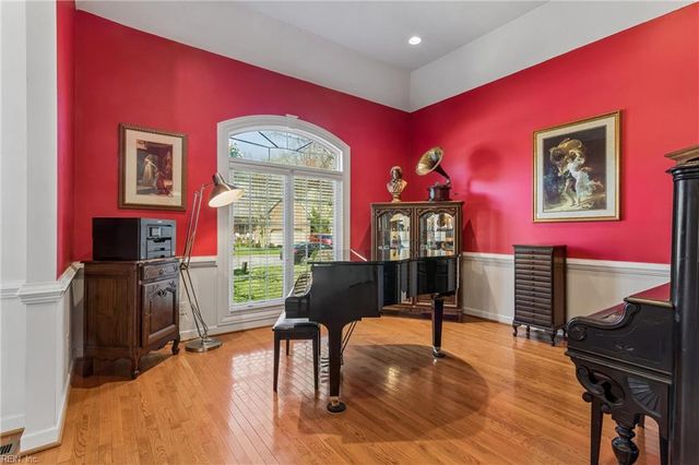 426 Richter LN, Yorktown, VA 23693