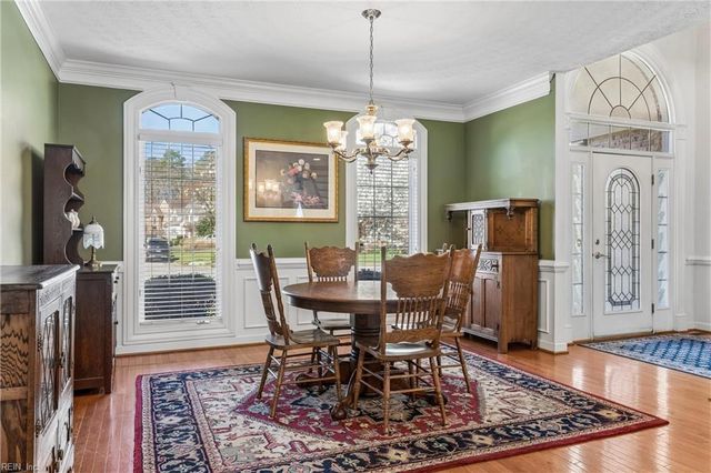 426 Richter LN, Yorktown, VA 23693