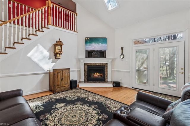 426 Richter LN, Yorktown, VA 23693