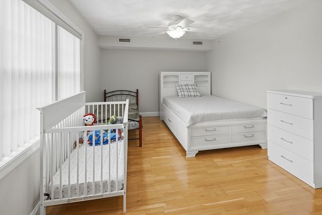 590 Boston St 303, Lynn, MA 01905