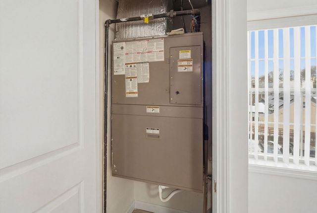 590 Boston St 303, Lynn, MA 01905