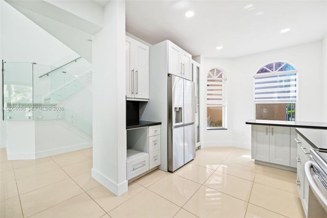 21012 NE 34th Ct, Aventura, FL 33180