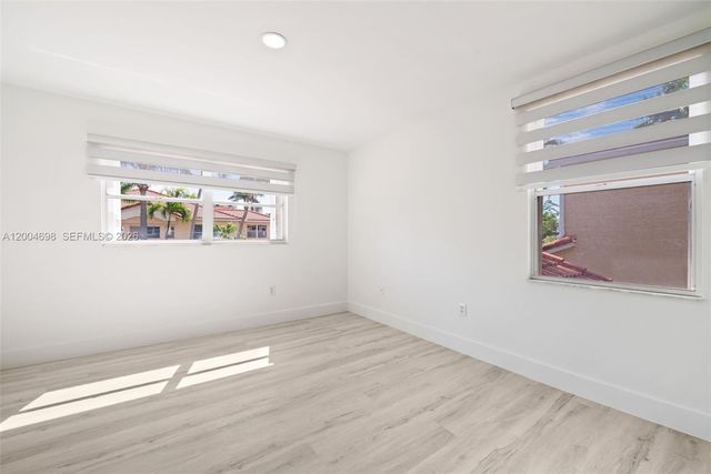 21012 NE 34th Ct, Aventura, FL 33180