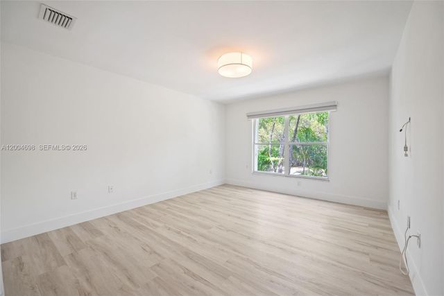 21012 NE 34th Ct, Aventura, FL 33180