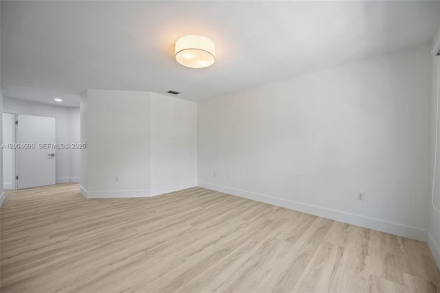 21012 NE 34th Ct, Aventura, FL 33180