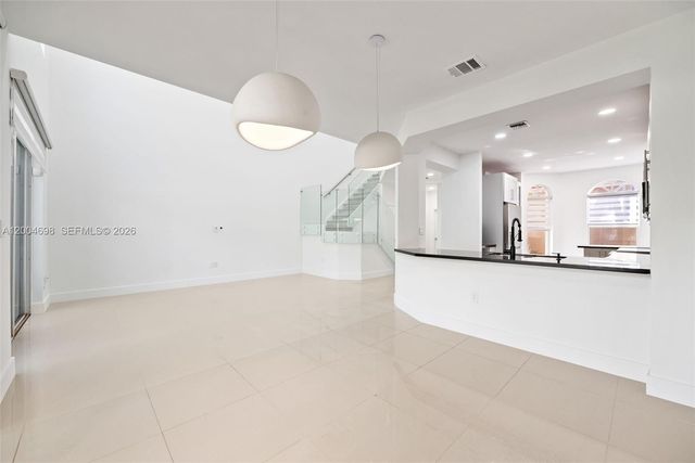 21012 NE 34th Ct, Aventura, FL 33180