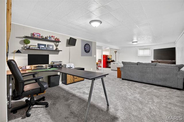 3256 Adie Road, St Ann, MO 63074